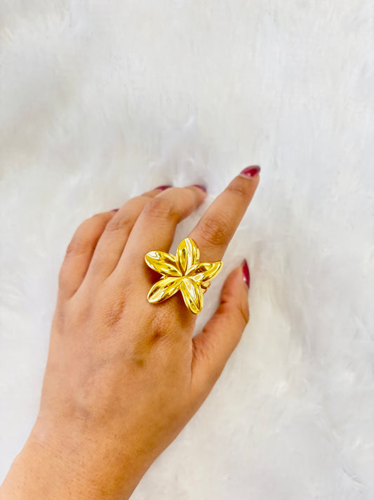 Chic Flower Ring