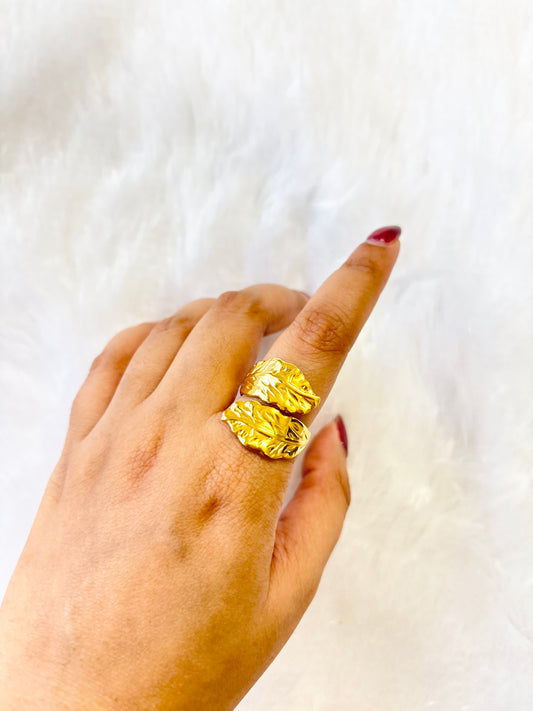Chunky Leaf Ring