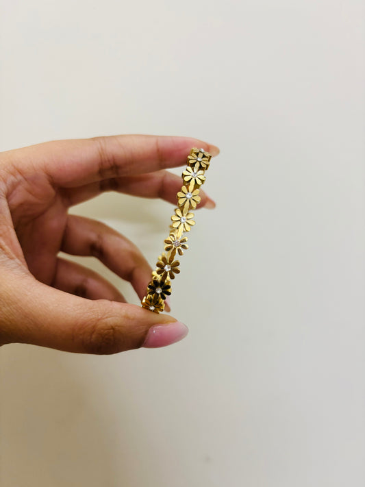 Flower Kada Bracelet