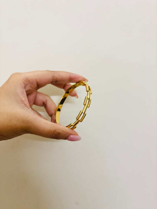 Golden Chain Link Kada Bracelet